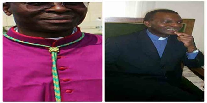 Mgr Jean Pierre Kwambamba évêque de et Mgr Donatien Bafuidinsoni