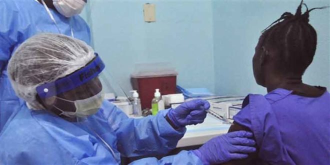 vaccination ebola