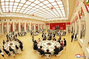 Représentation artistique et banquet organisés en l’honneur de la délégation chinoise -