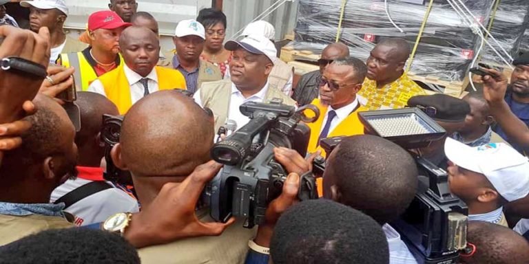 ceni - reception Kit