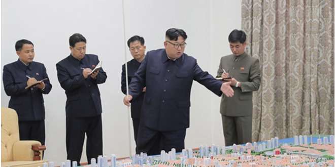 Examen du plan global de réaménagement de la Ville Sinuiju
