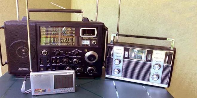 postes de radios (Ph. Tiers)