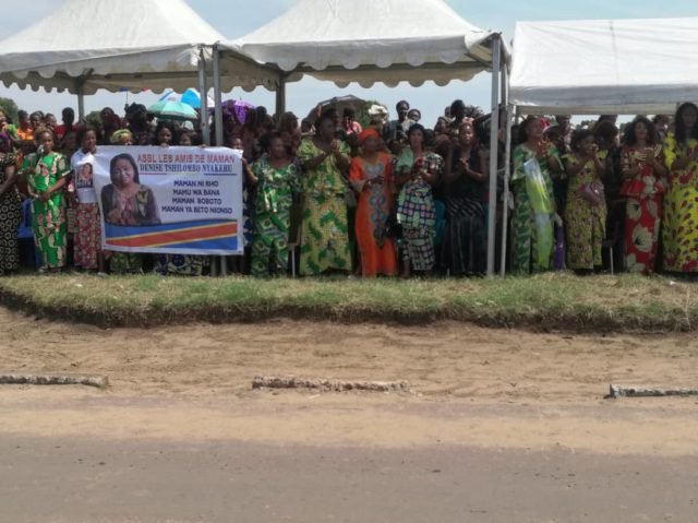 Première dame de la RDC, Denise Nyakeru soutient le combat des sages-femmes