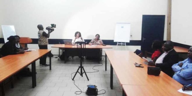 Carrefour des Femmes et Famille
