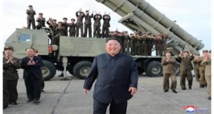 KIM JONG UN dirige le tir d’essai d’un lance-engins ultra-grand