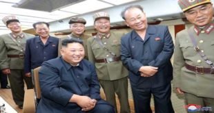 KIM JONG UN dirige le tir d’essai d’une arme nouvelle -