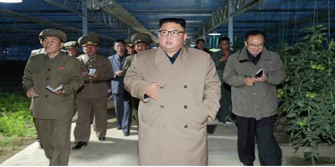 KIM JONG UN aux chantiers d’une ferme de culture maraîchère en serre et d’une pépinière