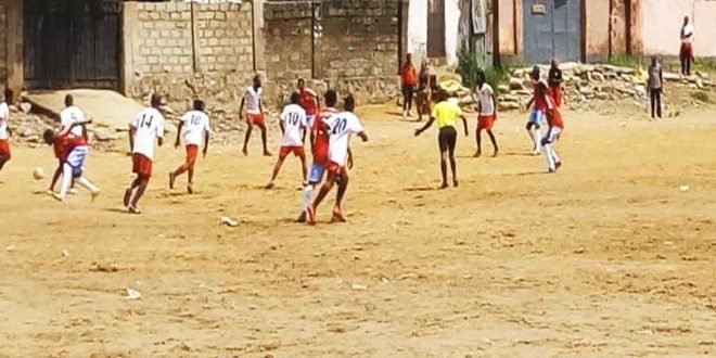 FC The Rossonneri de la commune de Ngaliema trône au classement avec 25 points après sa victoire de 1-0 face au FC Le Roi de Kintambo