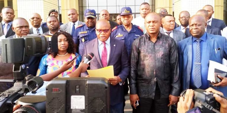 Tension à l'Unikin, Thomas Luhaka