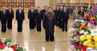 KIM JONG UN au Palais du Soleil de Kumsu-san