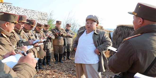 KIM JONG UN dirige l’exercice de tir des Unités de mortier des Corps d’armée de l’Armée Populaire de Corée 1