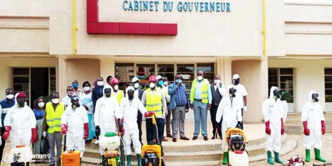 Sud-Kivu-covid-19 - Désinfection des édifices publics par le Gouvernement Provincial