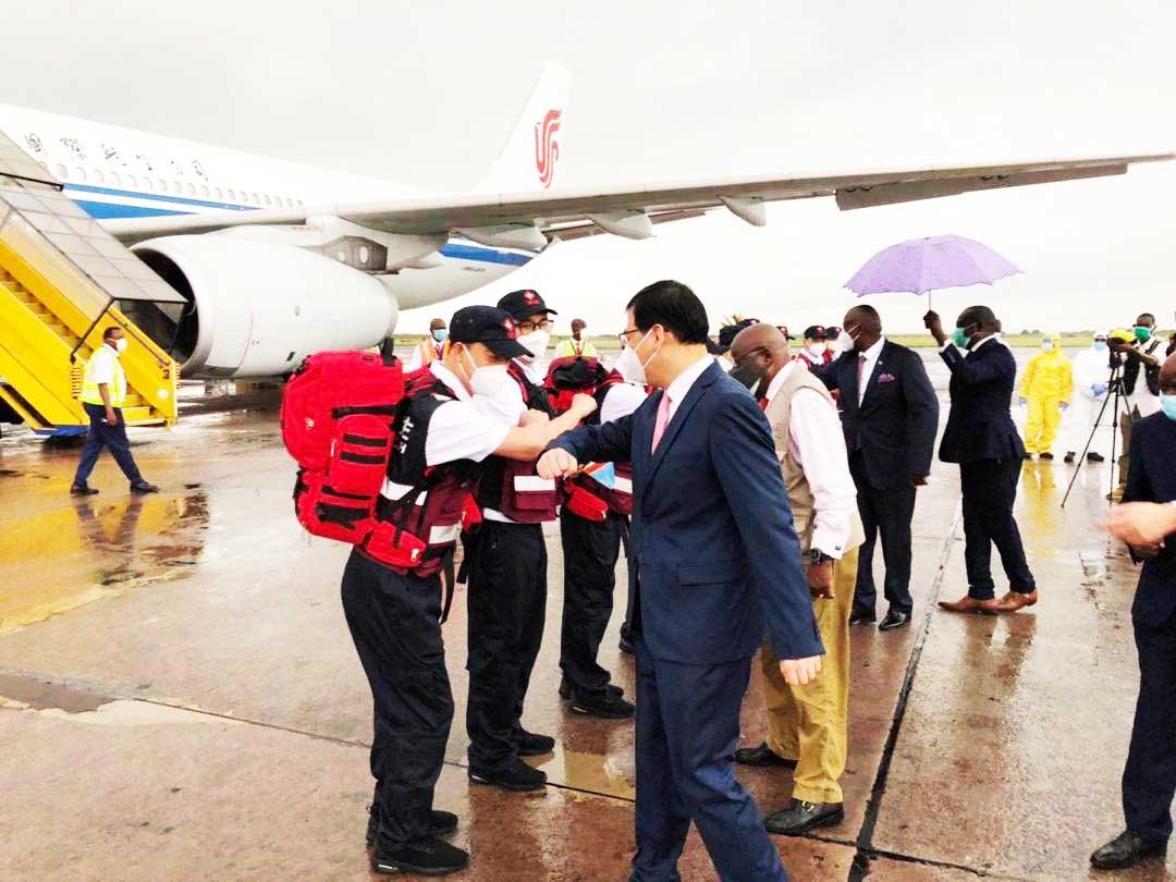 Des experts médicaux chinois en RDC