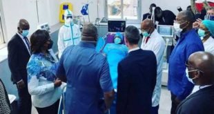 Président Tshisekedi visite les malades de covid-19