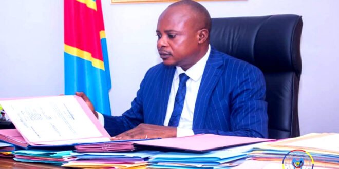 Amadi Lubenga Gouverneur a.i Maniema