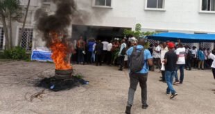 Justice : lésés dans leurs droits, le personnel pénitentiaire lance des manifestations devant le palais de justice