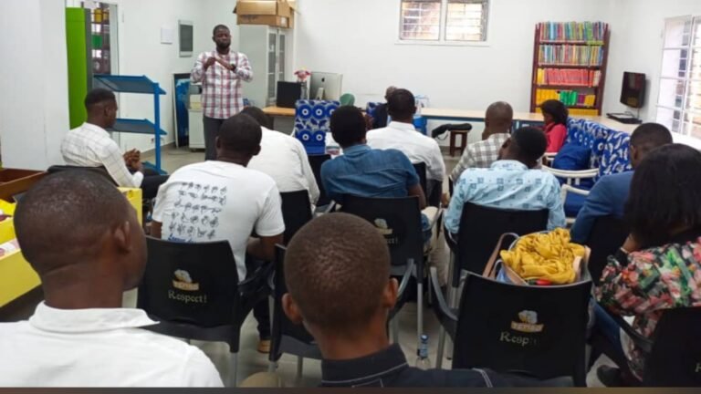 RDC : Un nouvel ouvrage dans le domaine de la sécurité de l'écrivain Arthur OMAR rendu public à Kinshasa