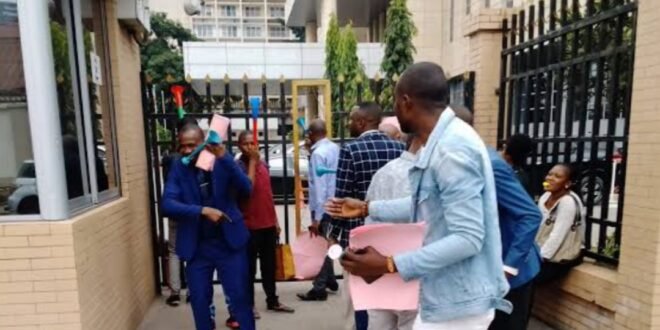 Du rififi à l'Inspection générale de la Territoriale:Ivan Kazadi entérine un IG sans numéro matricule