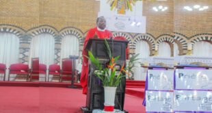 l'abbé Marcus Bindungwa interpelle les chrétiens sur la trahison et met en avant la loyauté